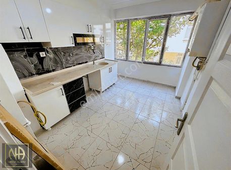 Etlik Ş.h Ve Antares Avm Yakını Cd Üzeri Masrafsız 3+1 Satılık