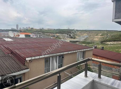 Merkezi Konumda Satılık 2+1 Arakat 100 M² Daire