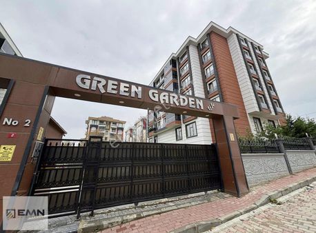 Silivri Yeni Mahalle'de Aile Sitesinde Kiralık 1+1