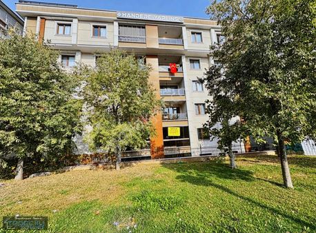 Yenibosna Radar Mevkii Eviza Konakları Karşısı Satılık 3+1 Daire