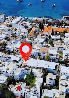 Bodrum Merkezde Sahile 140 M Mesafede Satılık 3 Daire