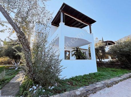 Yalıkavak Merkezde Eşyasız Bahçe Katı Yıllık Kiralık Daire