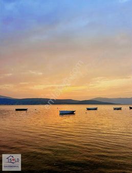 Urla İçmelerde Denize 100metre Satılık Arsa