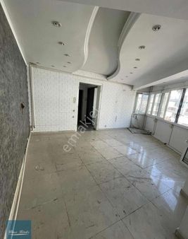 Kuşadası İnönü Bulvarı