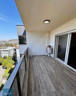 Kuşadasında Full Manzaralı Uygun Fiyatlı 3+1 Daire