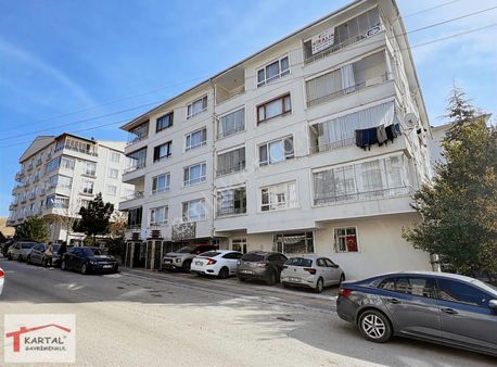 Etimesgut İstasyon Mahallesinde Üst Kat Önü Açık Full Yapılı