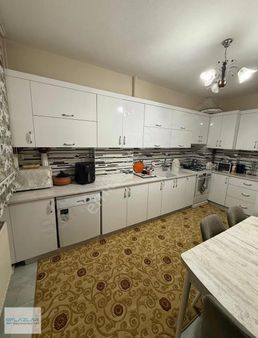 Oflazlar'dan Uluırmak Mah.çaybaşı Site Satılık 3+1 Bakımlı Daire