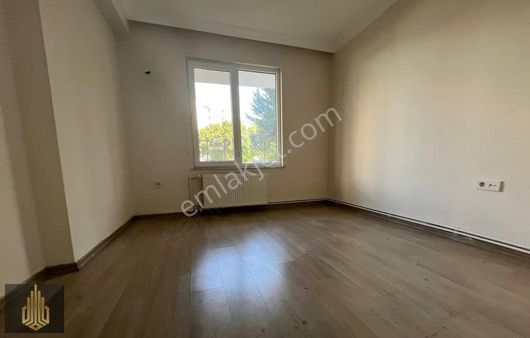 Antalya Konyaaltı Uncalı Da Elit Sitede 2+1 Doğalgazlı Havuzlu