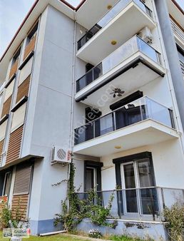 Kuşadası Degirmenderede 3 Oda 1 Salon Rezidans Satılık