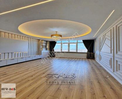 Site İçerisinde 2+1 Full Dekorlu Satılık Ara Kat Daire