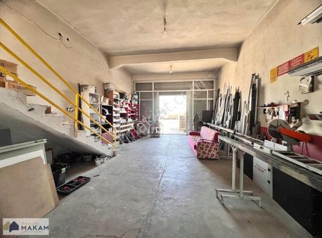 Galericiler Sitesinde Satılık Dükkan