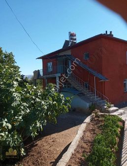 Yolçatı Da Satılık İki Katlı Evi Olan Hazır Bahçe