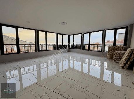 6+2 Cadde Paraleli Okul Ve Market Yakını Çift Giriş Kapalı Teras