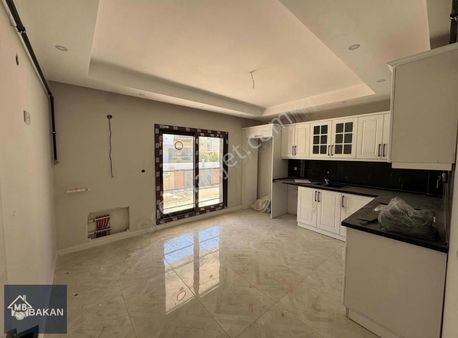 Bakan ' Dan Torbalı Mah. Havuzlu Sitede 3+1 Lüx Daire