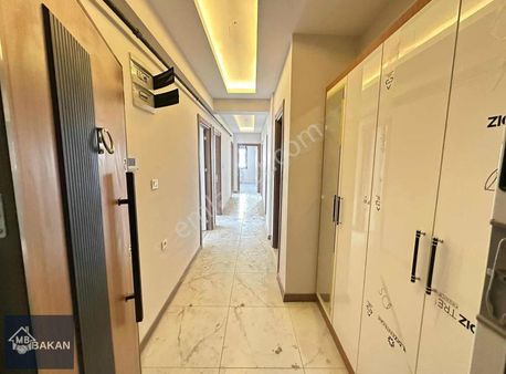 Bakan 'dan Havuzlu Site İçerisinde 3+1 Yüksek Kredili Daire