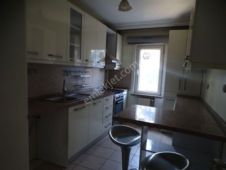 İstinye Boğaziçi Sitesi'nde 3+1 Arakat Daire
