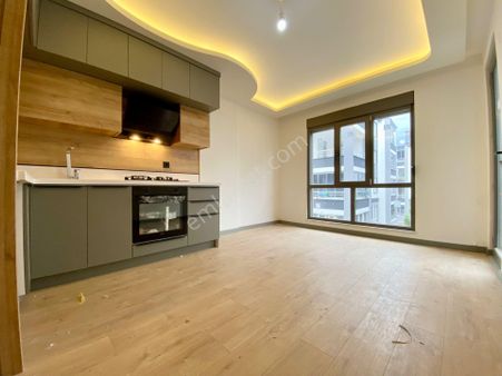 Yükselden Akçay Da Ultra Lüks Tasarım Satılık Ara Kat 1+1 Daire