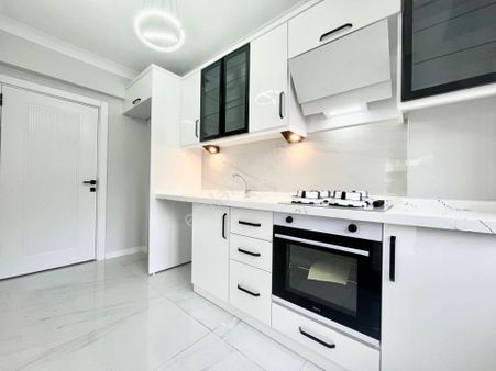 ▆yüksel'den Akçay'da Satılık Şık Tasarım Denize 300mt Öncephe Ayrı Mutfalı 2+1 Daire