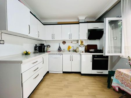 Yükselden Akçay'ın Kalbinde Ultra Lüx Tasarım 130 M2 2+1 Daire