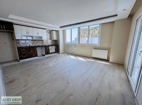 #macera Park Yanı Site İçi İskanlı Kiralık 3+1 Daire