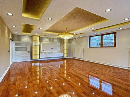 Başkent Yapı'dan Modern Mimarili Büyük M2 2+1 Bahçe Katı