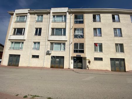 Pera'dan 71 Evler Mh. Kafkas Cd Yakını 3+1 Temiz, Geniş Daire