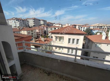 Özdoganların Merkezinde