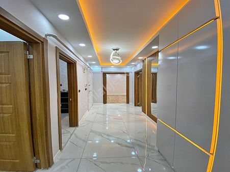 Cadde34 Yapı'dan Saadetdere Metrobüse 3 Dk Yürüme Mesafesinde Full Dekorlu Krediye Uygun Satılık!!