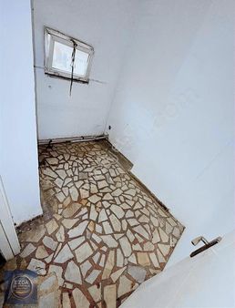 Mahmutbey Caddesi İşhanı İçinde Kiralık 375m2 İşyeri Atölye