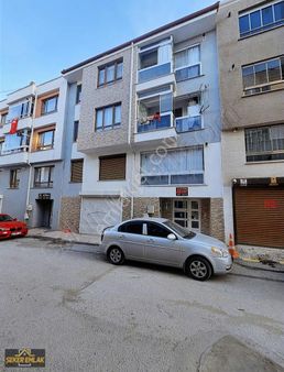 Şeker Emlaktan Emek Mah. Ziyagökalp Cad. Yakını 130 M² 3+1 Daire