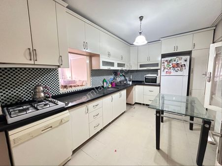 Bergama Ertuğrul Mah Ara Kat 3+1 Doğalgazlı,asansörlü Satılık Daire