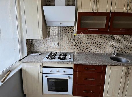 Vize Gayrimenkulden Ana Cadde Üzerinde Kiralık 3+1 Daire