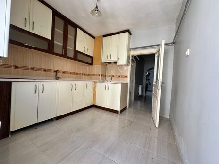 Ty Yılmaz'dan Pınarbaşı Mh 3+1 Katta Yapılı Kupon Daire