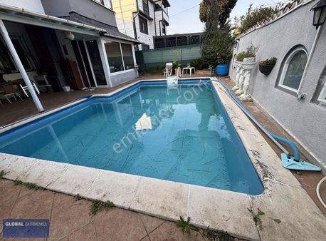 Global'den,mercanda,müstakil Girişli Havuzlu,uygun Fiyat, Villa