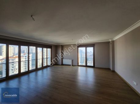 Kazasker Minibüs Cad. Üzeri 8+1 Özel Mimari Dekorlu Dubleks