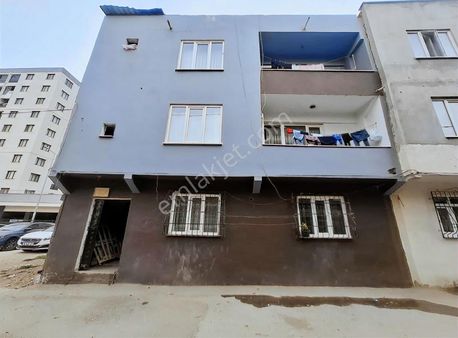 Acil Satılık 3 Katlı Müstakil Ev Çift Cephe Ulus Mh