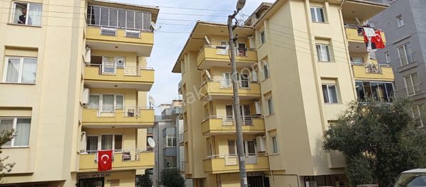 İşlek Caddede Merkezi Konumda Görükle Dumlupınar Mahallesi Satılık 2+1 Geniş Boş Daire