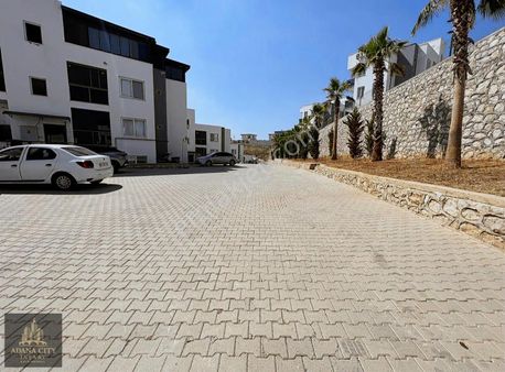 Yatay Mimari Sitenin En Geniş Bahçeli 2+1 Kombili Fırsat Dairesi