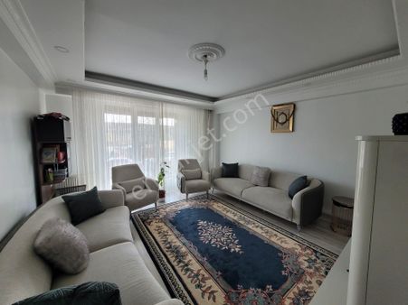 Başakşehir Altınşehirde 3 Yıllık Asansörlü 2+1yüksek Girişdaire