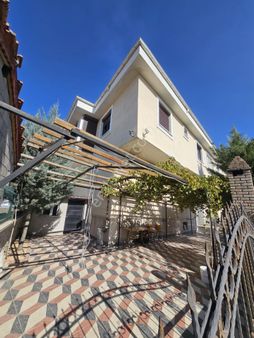 🏘️ Bahçeşehir'de 4+1 135 M² Antalya Çevre Yol Üstü Satılık Daire