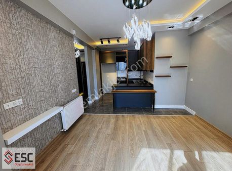 Esc'den Deniz Manzaralı Site İçinde Havuzlu 2+1 Daire(esc1763)