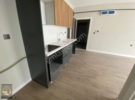 Birlik Mahallesinde Ful Yapılı 1+1 Satılık Sıfır Daire