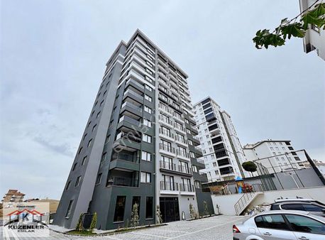 Kuzenler Emlak'tan Pursaklar Saray'da Lüks Sitede 2+1 10.kat