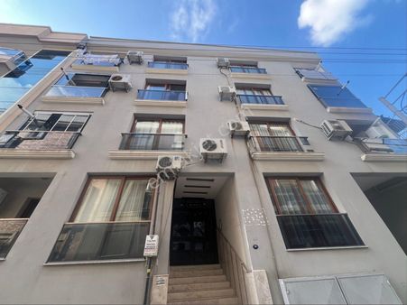 Karşıyaka Şemiklerde 2+1 115 M2 Satılık Daire