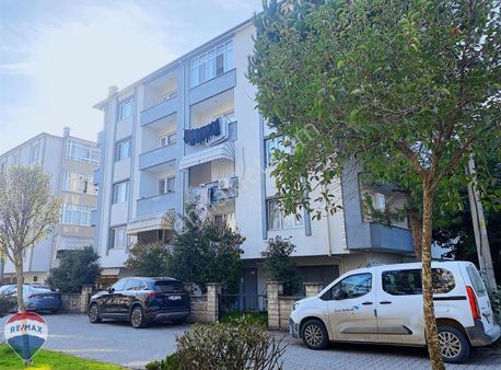 Remax Mavi Den Erenler Dilmen Mah.harika Konumda Geniş 3+1 Daire