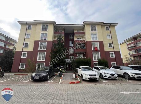 Remax Çağla Sandıkçı Korucuk Baytur Sitesinde Kiralık 3+1 Daire