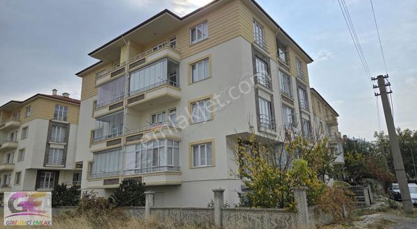 Girişimciden Yarenlerde 3+1 2.kat Mükemmel Konumda 2 Yıllık