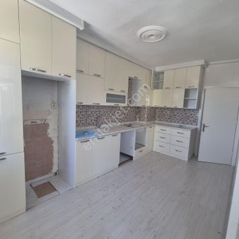 Aktel Gayrimenkulden Fatih Işıklar Mahallesinde Satılık 3+1 Daire