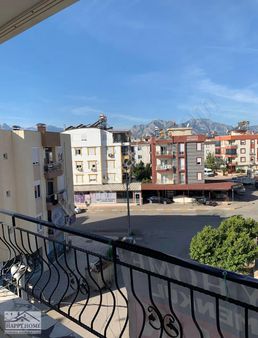 Antalya Ünsal Mh'de Kiralık 3+1 130m2 3.kat Daire