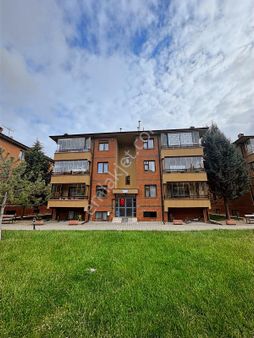 Rw Milyon'dan Aytek Sitesinde Satılık 4+1